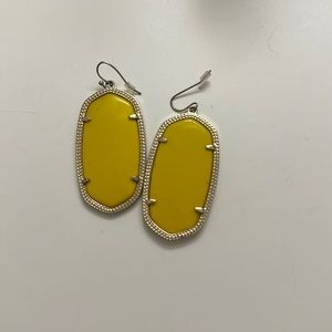 Kendra Scott Danielle Earrings